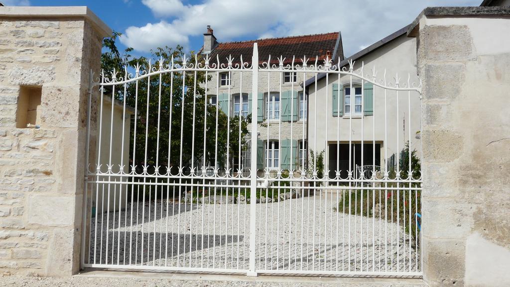 La Promenade En Champagne Bed & Breakfast Mussy-sur-Seine Exterior foto